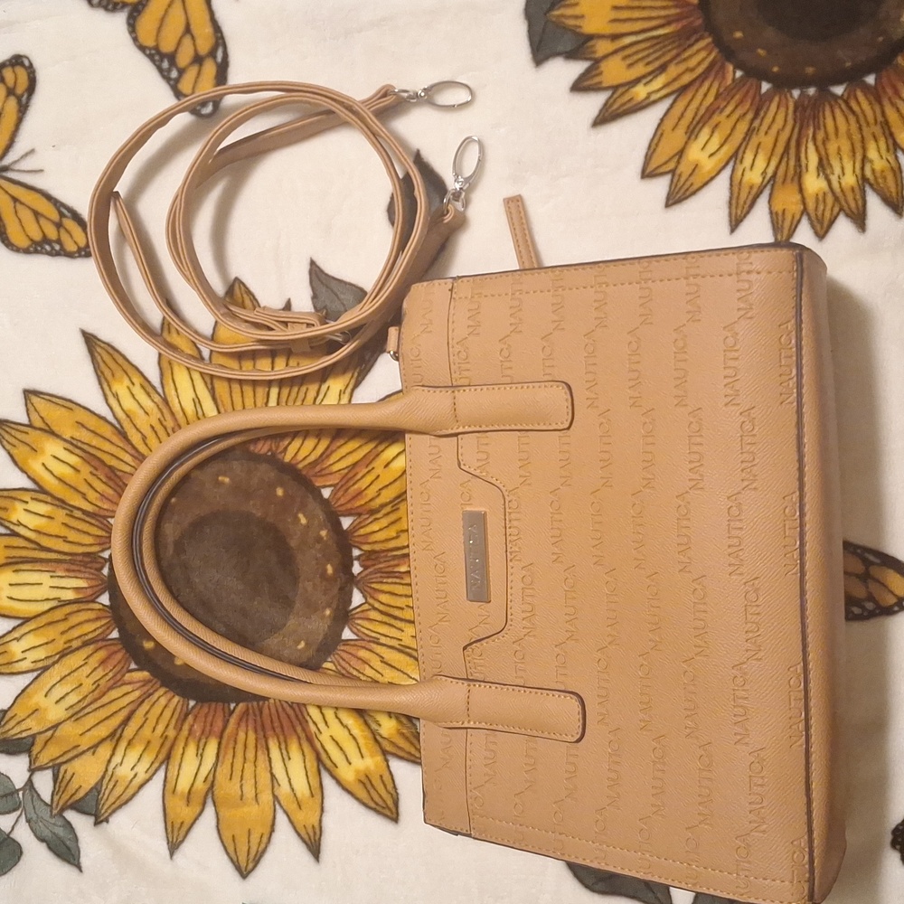 Nautica hand/crossbody